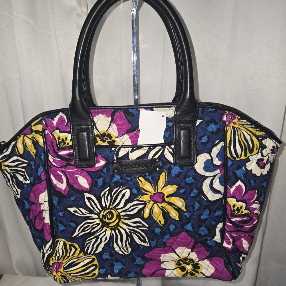 VERA  BRADLEY FLORAL DOME HANDBAG